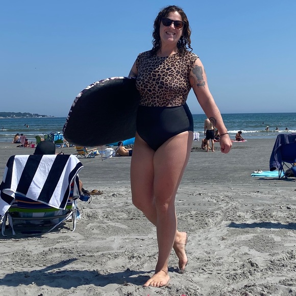 Meet your Posher, Julie - Picture 3 of 3